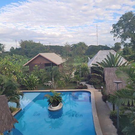 Mister Check Paradise Si Chiang Mai Exterior photo