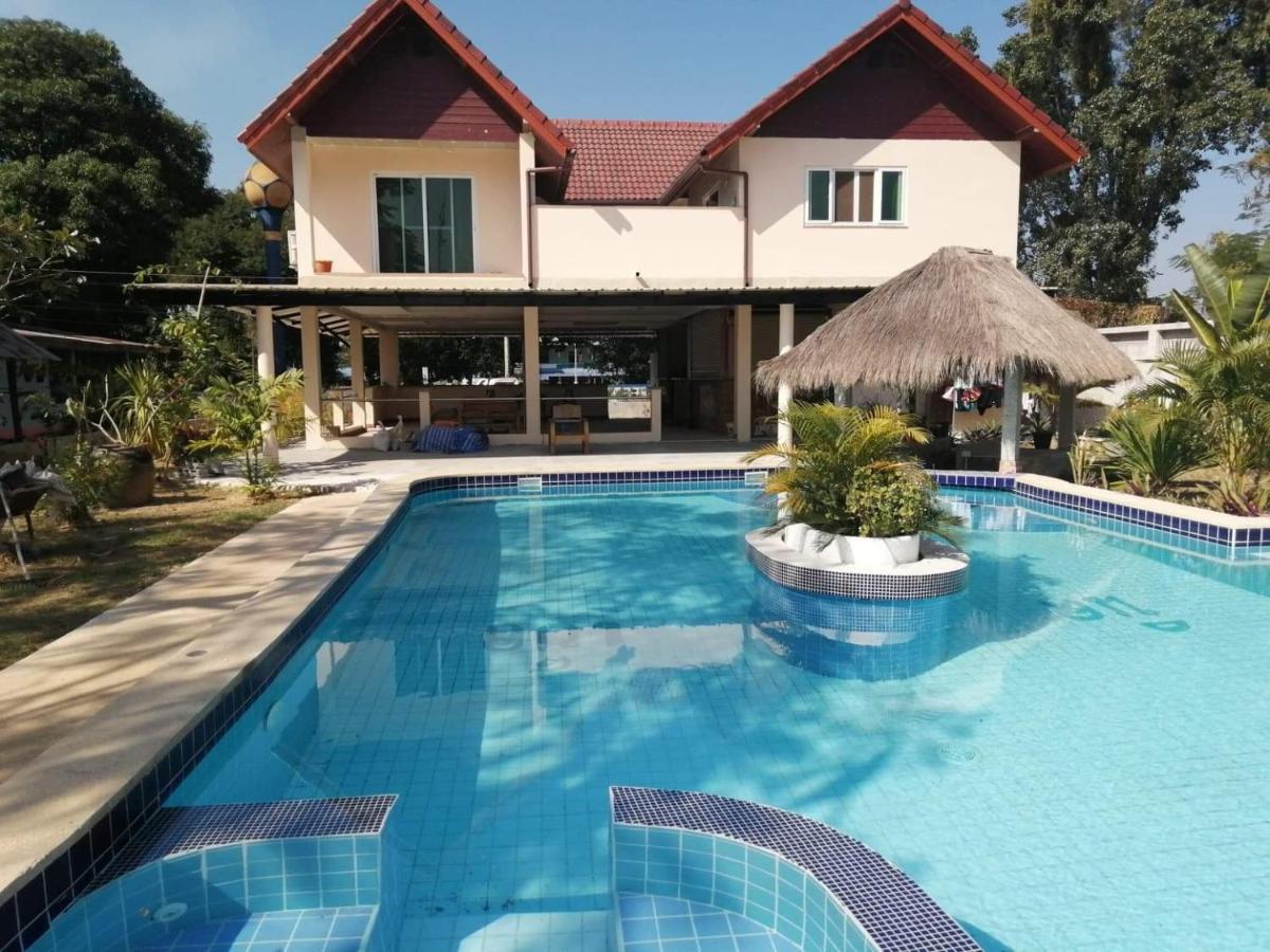 Mister Check Paradise Si Chiang Mai Exterior photo